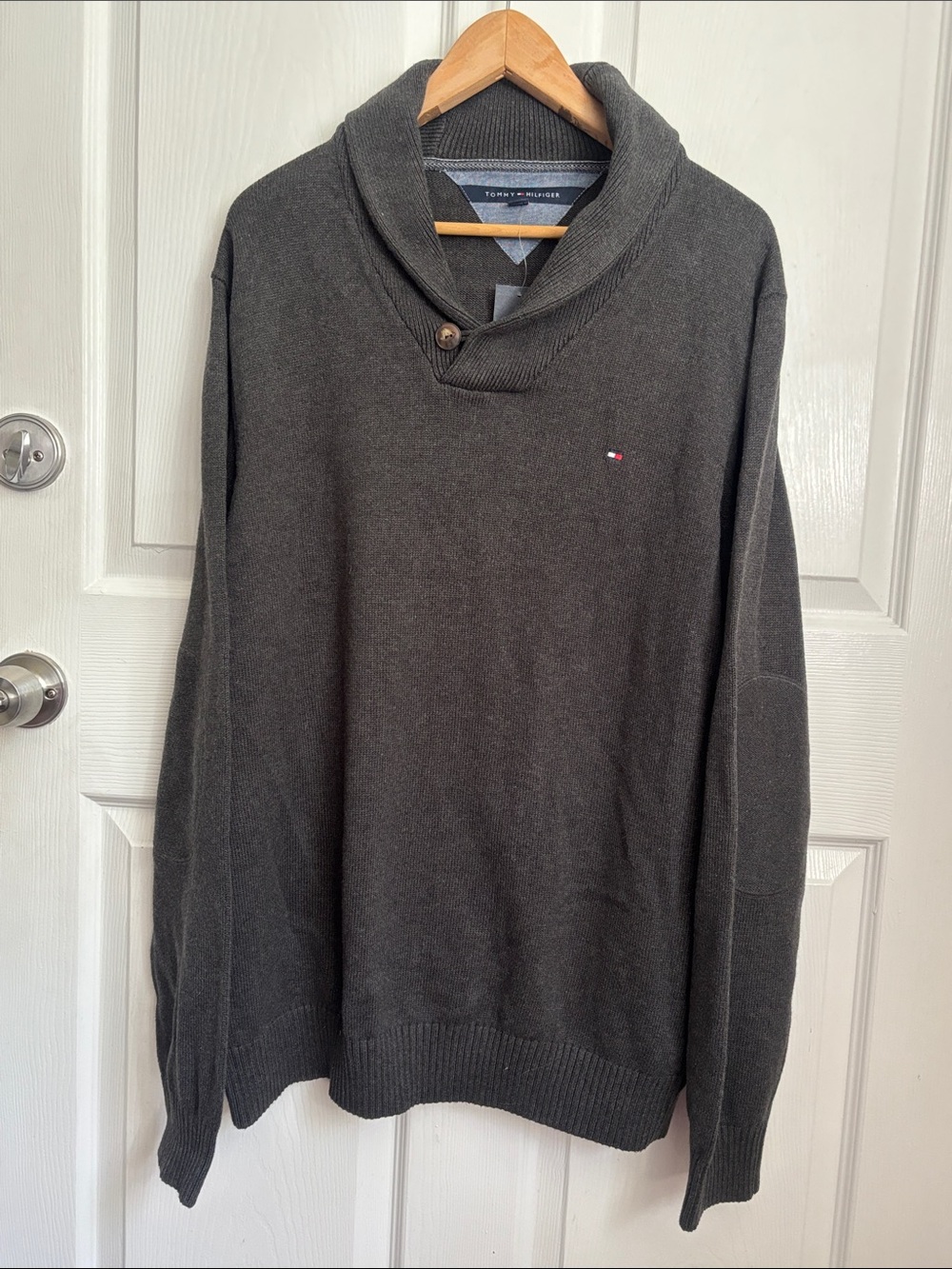 NEW NWT Tommy Hilfiger Men's Charcoal Shawl Collar Sweater Size XXL